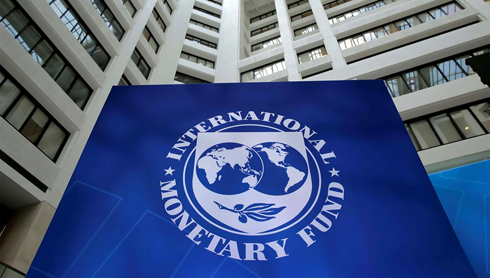 The International Monetary Fund logo is seen during the IMF/World Bank spring meetings in Washington, US, April 21, 2017. REUTERS/Yuri Gripas/Files