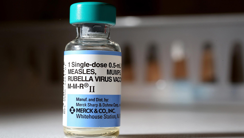 A dose of measles vaccine is seen at the Miami Childrens Hospital on June. (Foto: Joe Raedle/Getty Images)