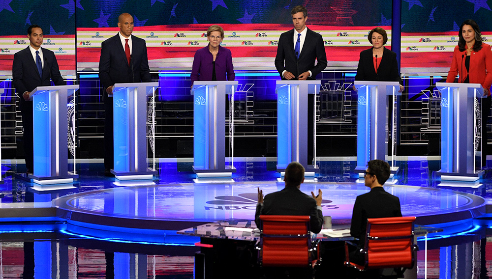 Debate de precandidatos demócratas a las presidenciales de 2020 de Estados Unidos, el 26 de junio de 2019. AFP / JIM WATSON