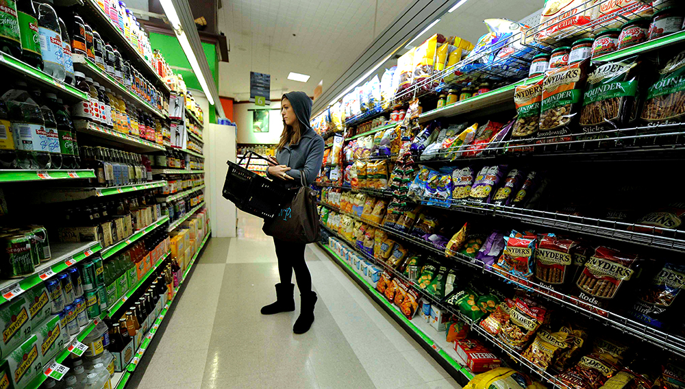 La mayoría de analistas esperaba una tasa anual de inflación del 5,3% en septiembre. Fotografía de archivo. EFE/Justin Lane