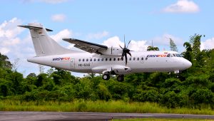 ATR 42 de EasyFly aterrizando en el Aeropuerto Gustavo Artunduaga Paredes. 7 de septiembre de 2019. | FOTO: Harold2030